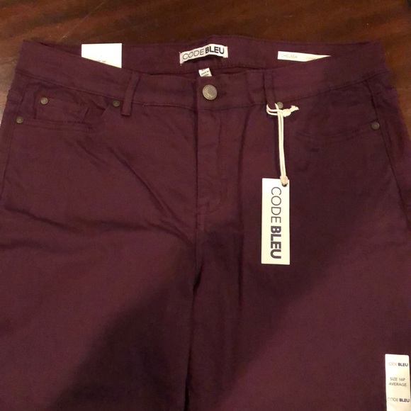NWT Women’s Code Bleu Jeans - Picture 8 of 8